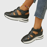 Finnie - Versatile Comfort Sandals
